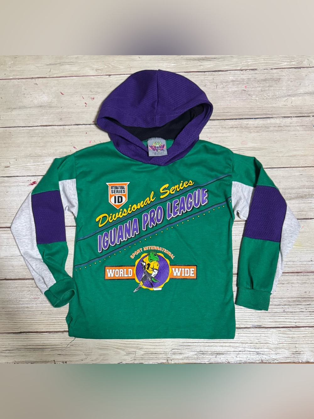 90s Vintage 1993 Iguana Don hooded hockey long sleeve T-shirt Boys size 6